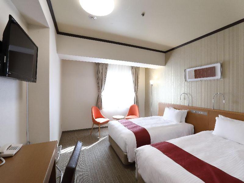 Hotel Hiroshima Garden Palace Bagian luar foto